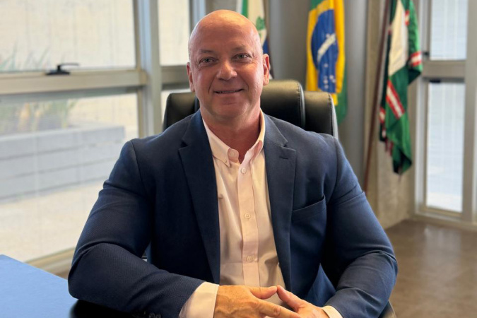 Ratinho Junior nomeia Francisco Zanicotti como procurador-geral de Justiça para novo biênio uma hora após a eleição