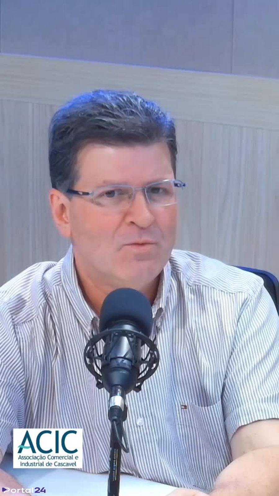 Coordenador Marcos Bertoli explica quem são e o que fazem integrantes do Núcleo de Consultoria da Acic, em Cascavel