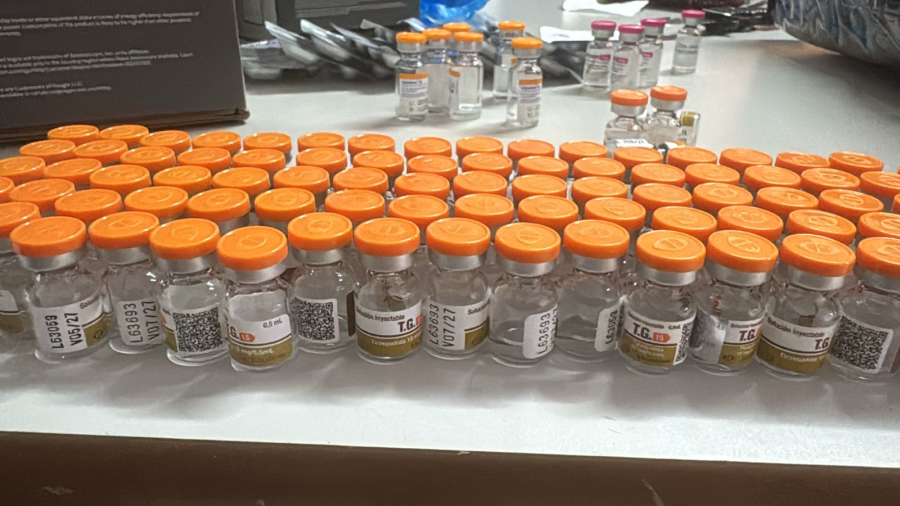 Homem é preso com contrabando e medicamentos em Paiçandu